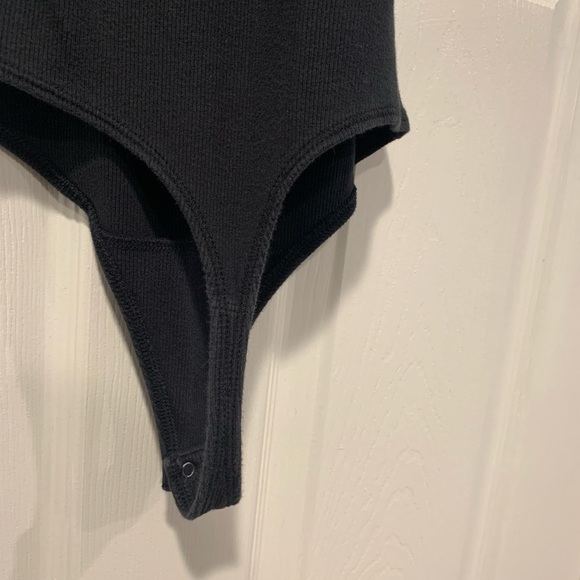 Abercrombie & Fitch High Neck Ribbed Bodysuit Tank - Picture 3 of 4